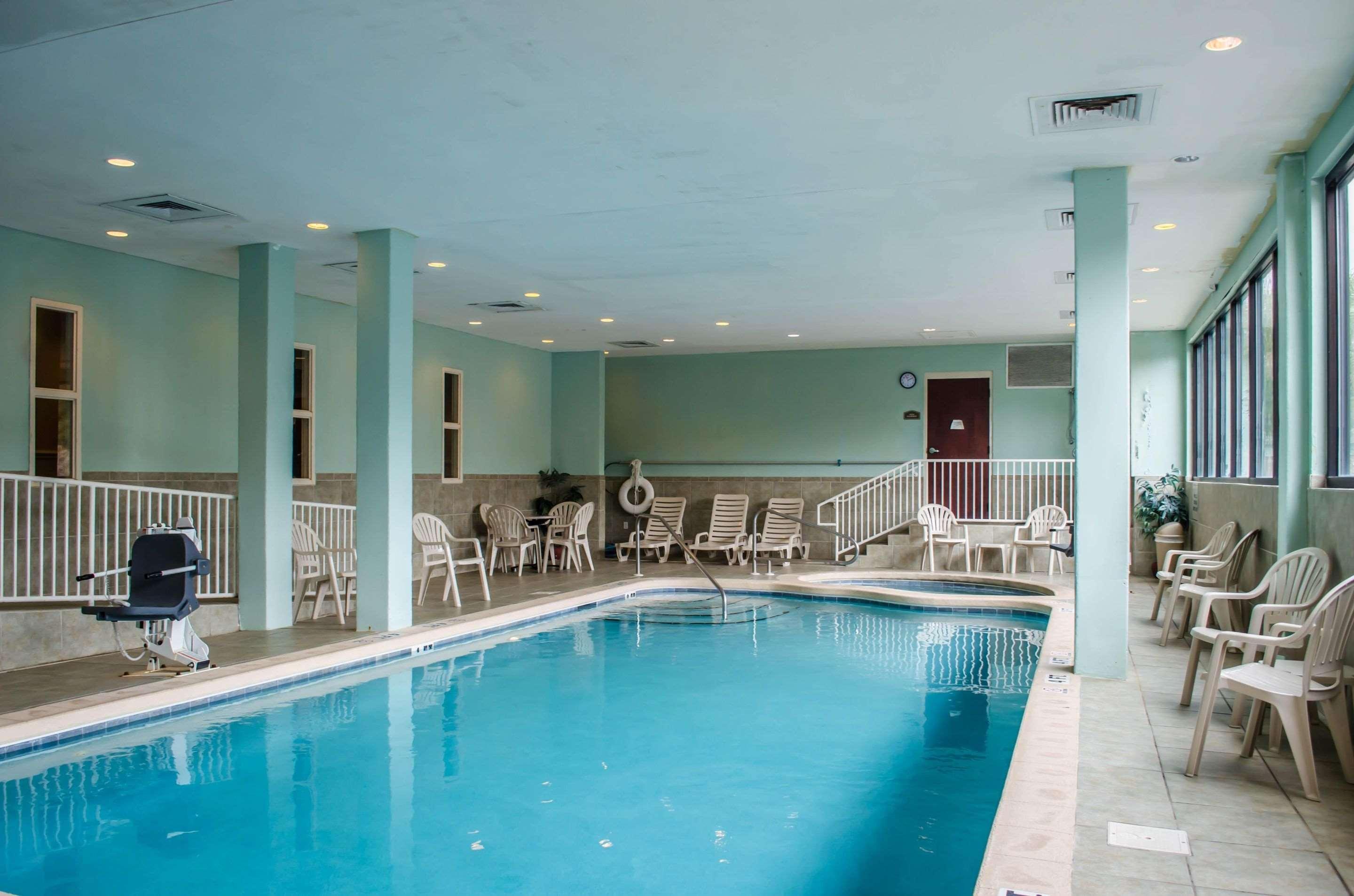 Comfort Inn & Suites Fort Walton Beach Exterior photo
